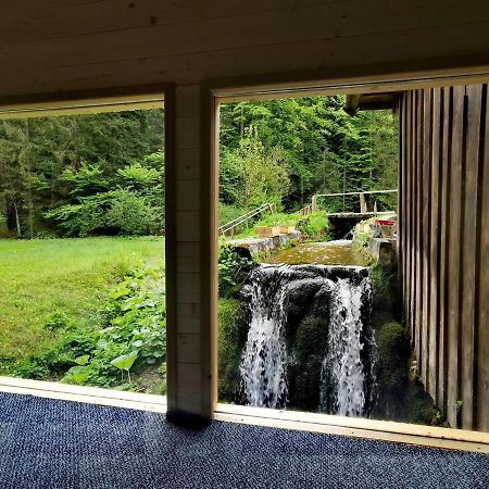 Wooden House With A Waterfall "Stipanov Mlin" Villa Plitvicka Jezera Luaran gambar