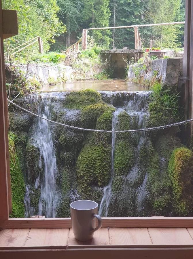 Wooden House With A Waterfall "Stipanov Mlin" Villa Plitvicka Jezera Luaran gambar
