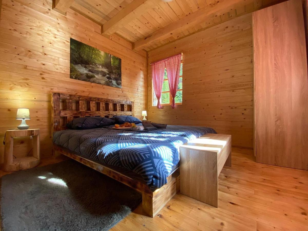 Wooden House With A Waterfall "Stipanov Mlin" Villa Plitvicka Jezera Luaran gambar